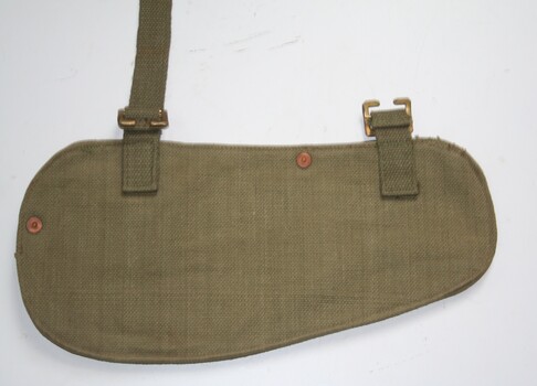 Canvas military pouch to be worn on belt