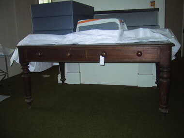 Furniture - Desk
