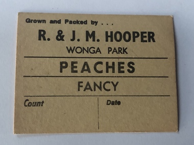 Fruit Case Labels, Labels from R &J.M.Hooper Wonga Park, 1980