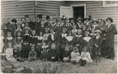 Photograph (sub-item) - School Photo – 1912