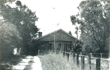 Photograph (sub-item) - The ‘Wonga Park Homestead’ in 1984.  Although renovated in the 1940’s, part of the original ripple-iron structure remains at the back of the house