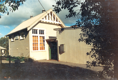 Photograph - Colour, Wonga Park Primary School building 1988