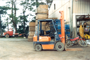 Photograph - Colour, The Colella forklift used to load fruit, 1988