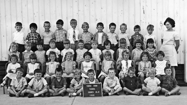 Photograph - Yarra Rd Primary School, 1968 Grades 1A & 1B Class photo