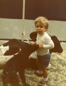 Photograph, POCH & LC Playgroup visiting the animal farm 1984, with Christopher Horden patting a dog