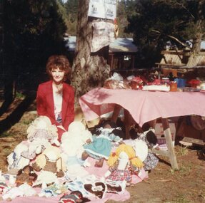 Photograph, Park Orchards Community House Market, circa 1983