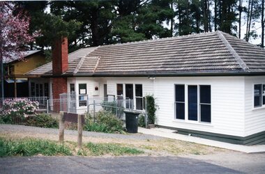 Photograph, Park Orchards Community Centre building, Unknown year