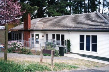 Photograph, Park Orchards Community Centre in 1996