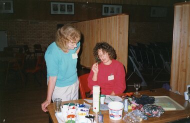 Photograph, Craft class at Park Orchards Community Centre, Unknown date