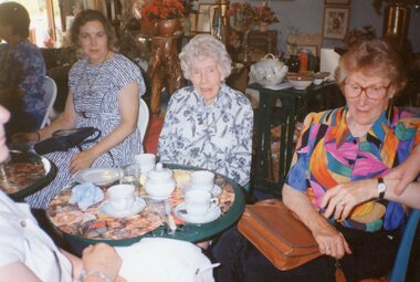 Photograph, POCH ladies having a cuppa and a chat, Unknown date