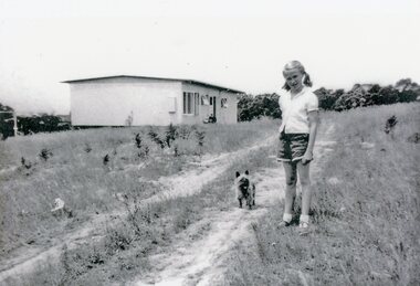 Photograph, 121 Arundel Road, Park Orchards property in summer 1958, Q4 1958