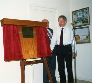 Photograph, Unveiling the POCH extension, Unknown date