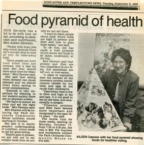 Photograph, Nutrition course at Park Orchards Community House, with Aileen Dawson. Doncaster-Templestowe News 6 September 1988