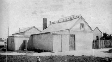 Photograph, Grantville - Birds Bakery