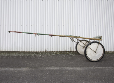 Vehicle - Race sulky built by Wes Hammill,  Kangaroo Flat, Wes Hammill, Hammill race sulky, c. 1950