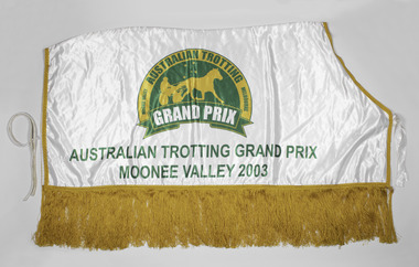 Memorabilia - Horse Rug, Sumthingaboutmaori. Winning Rug. 2003 Australian Trotting Grand Prix, Moonee Valley