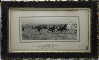 Photograph - Wooden framed photo finish, A Copley, Susie Royal, 10 February 1934