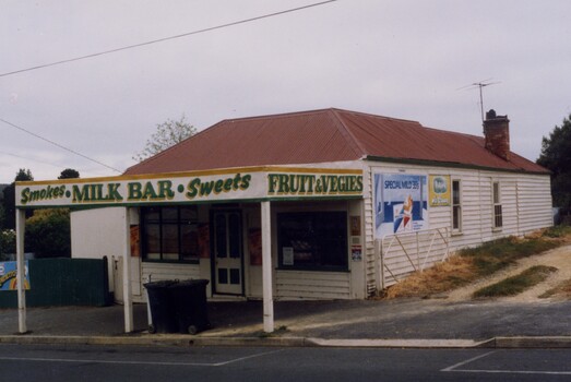 Image of a milk bar.