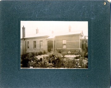 Photograph, Martin Photo  72 Webster St, Ballarat, Bank of New South Wales building, Linton : side view of residence