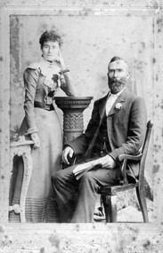 Photograph, Richards and Co, Paris Panel, 19 Sturt St, Ballarat, Mr and Mrs Robert Hisshion : wedding photograph, 1900