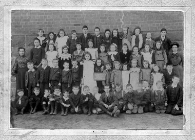 Photograph, Linton School pupils and their teachers, undated