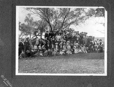 Photograph, W H Whiter, Donald, Old Lintonians on Flagstaff Hill