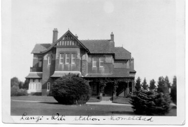 Photograph, Langi Willi homestead