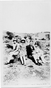 Photograph, Scotts  Sturt Street, Ballarat, Group of people at Devil's Kitchen, 1920s