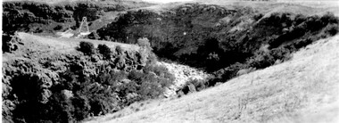 Photograph, Poppet head at mine in the Devil's Kitchen, 1930s