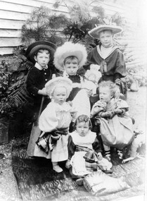 Image of six children.