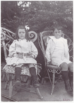 Image of a young boy and girl.