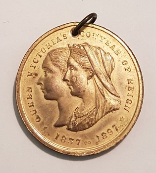 Image of a medallion.