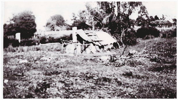 Image of a mining camp.