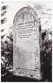 Image of a headstone.