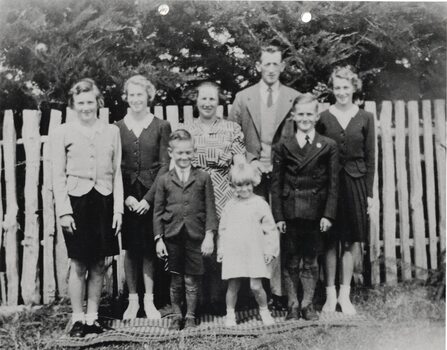 Image of a family group.