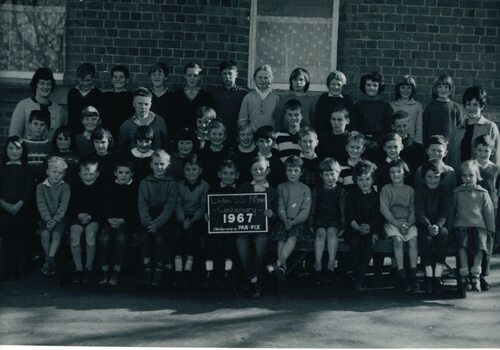 Group of pupils and teachers.