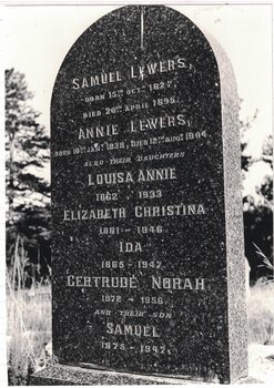 Image of a headstone.