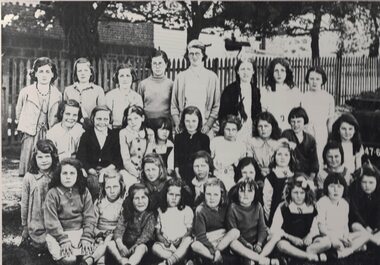 Photograph, Linton State School, 1937 or 1938 : girls