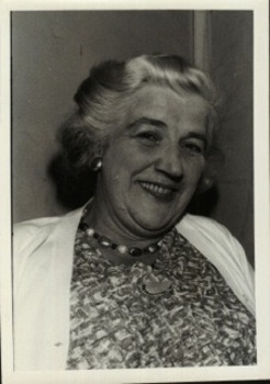 Image of a woman.