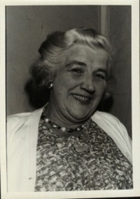 Image of a woman.