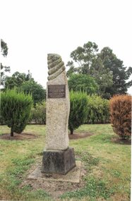 Image of a memorial to firefighters.