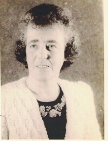 Image of a woman.
