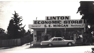 Photograph, S. E. Morgan : Linton Economic Store