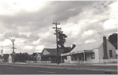Photograph, Three buildings in Sussex Street, Linton, 1982