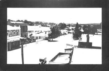 Photograph, Sussex Street, Linton, undated, probably late 1920s or early 1930s