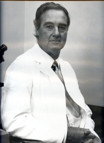 Photograph - Alumni, General