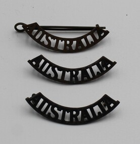 Uniform - Set of 3 Australia badges, 3 Australia lapel badges, 2 without pins