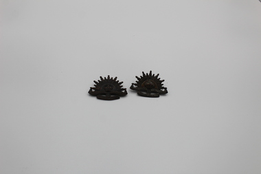 Uniform - Hat badges, Rising Sun hat badge