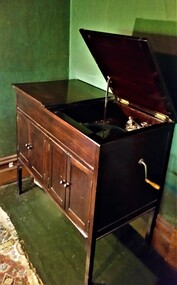 Gramophone