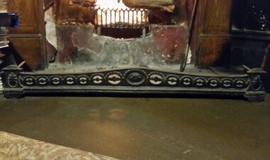Functional object - Fender, Fire place fender